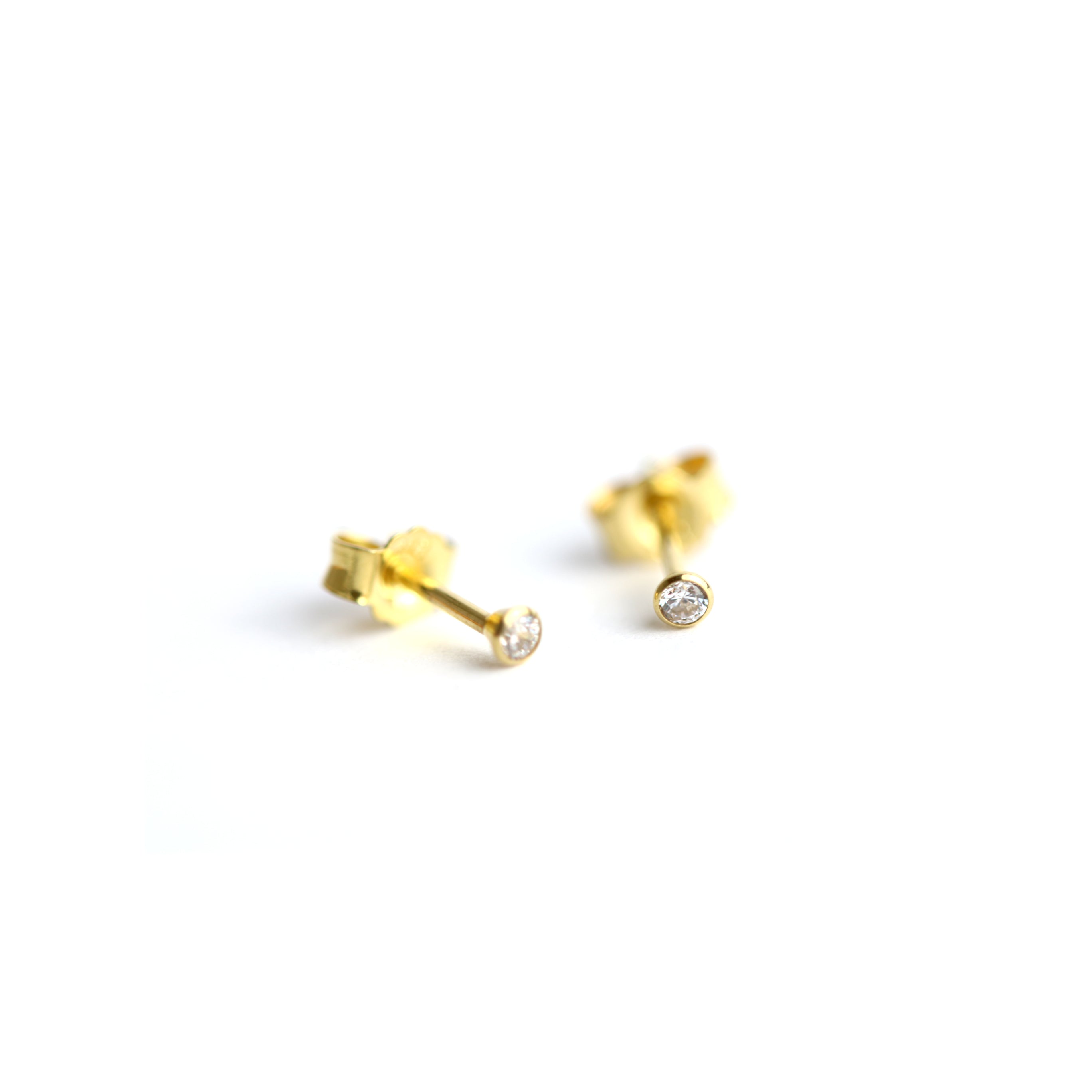Ohrstecker ,,Mini'' in Gold mit Zirkonia - Juwelier Donkel