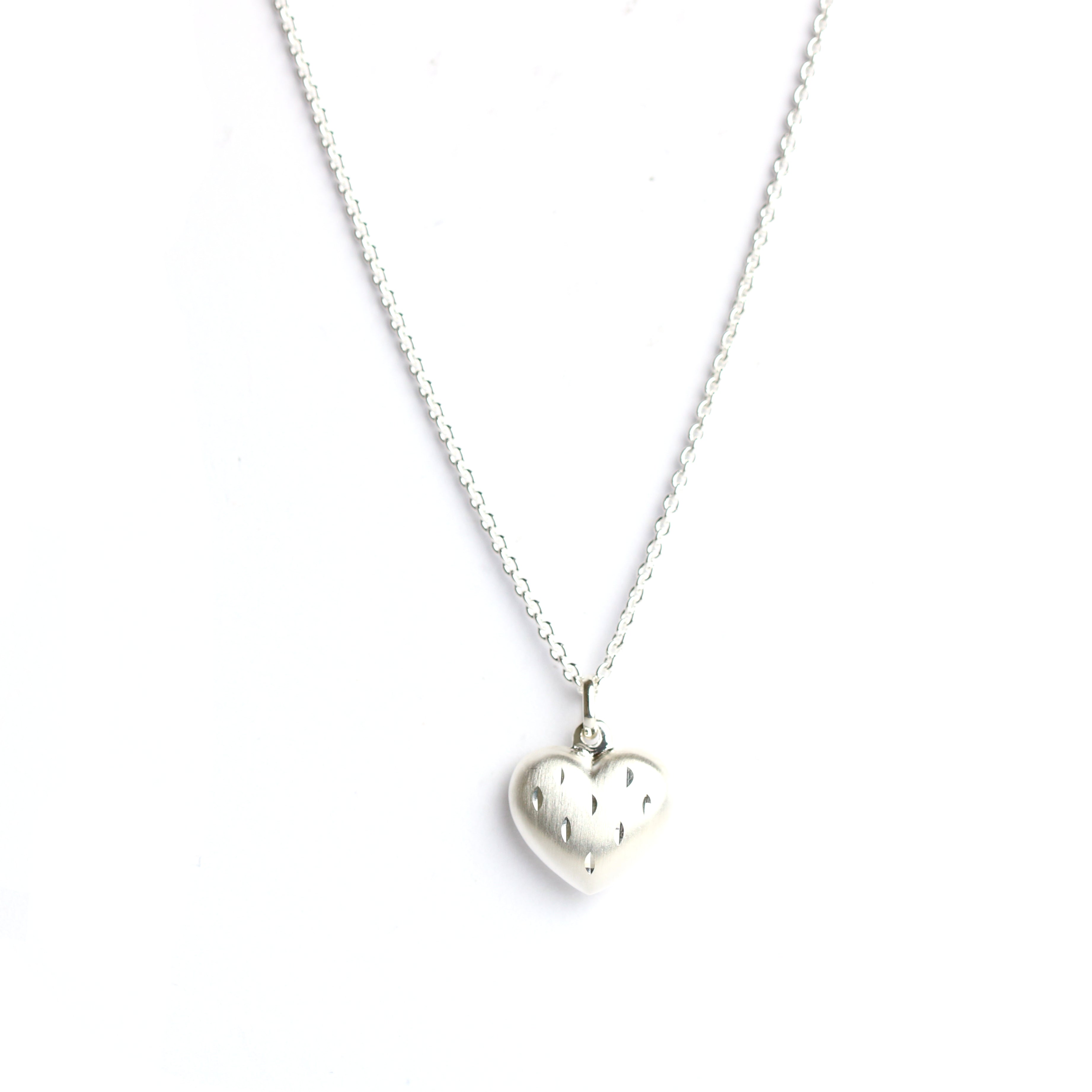 Anhänger Herz in Silber mattiert - Juwelier Donkel