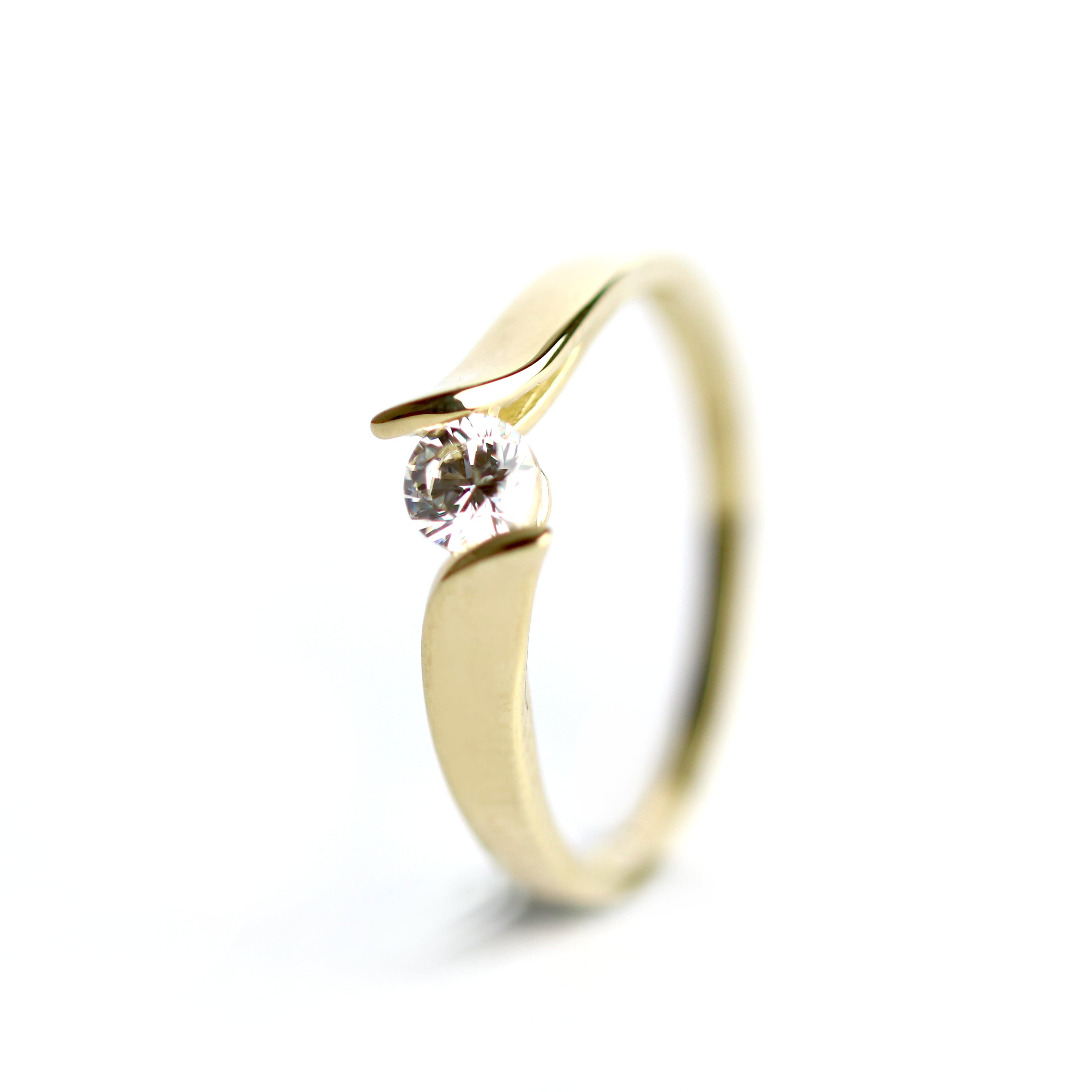 WILHELM MÜLLER - Ring in Gold mit Zirkonia - Juwelier Donkel