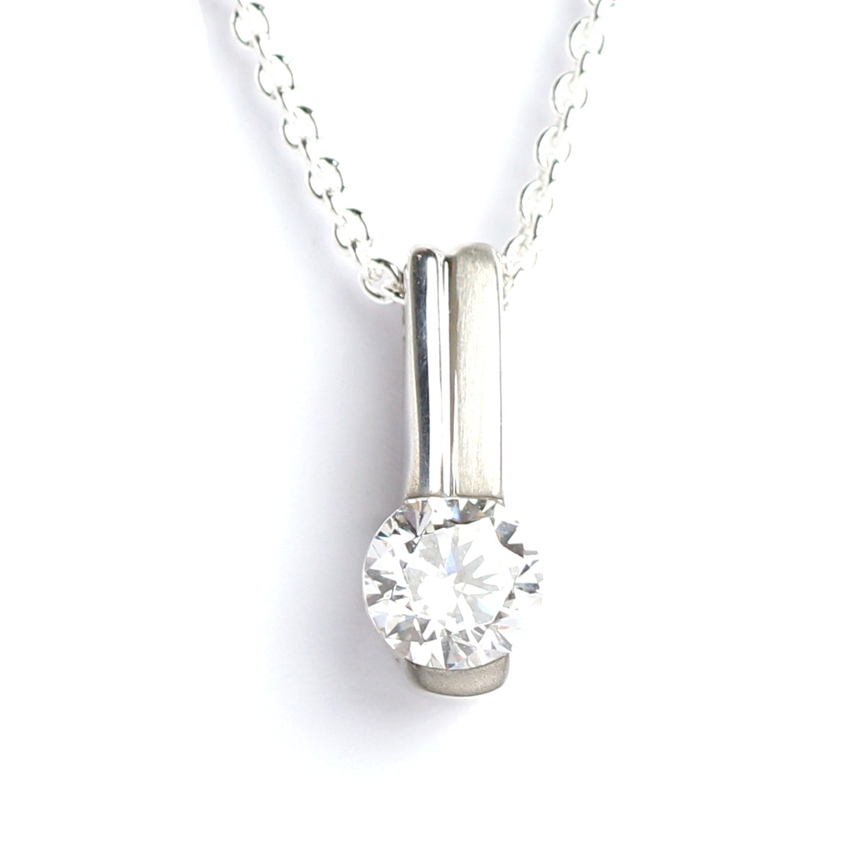WILHELM MÜLLER - Anhänger in Silber mattiert mit Zirkonia