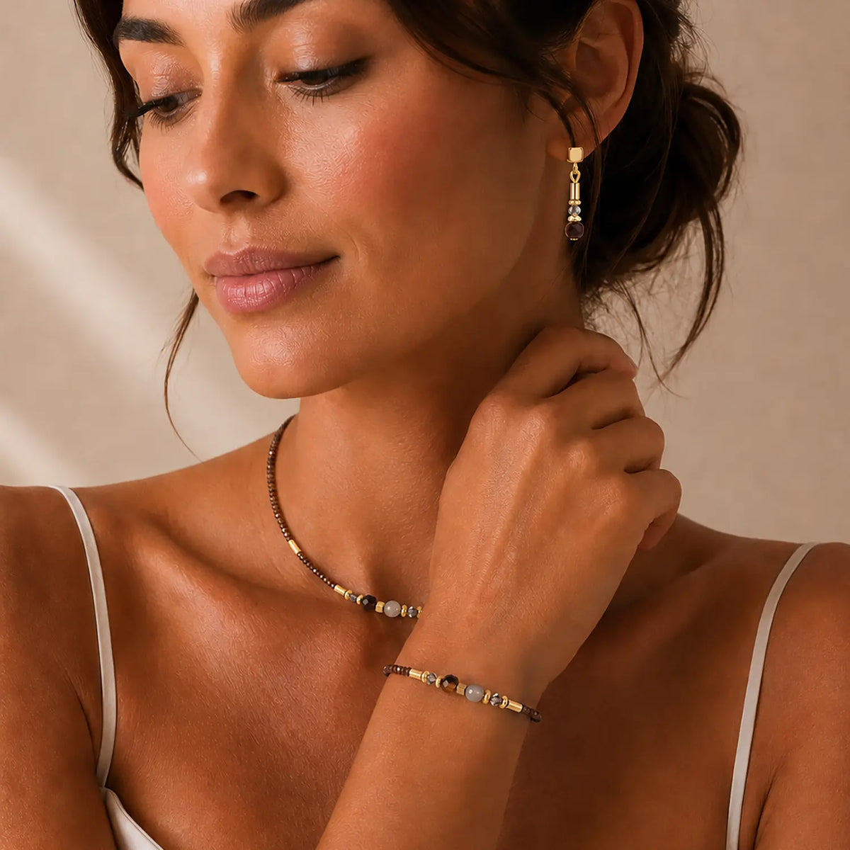 Armband Cube Balance Golden Hazel