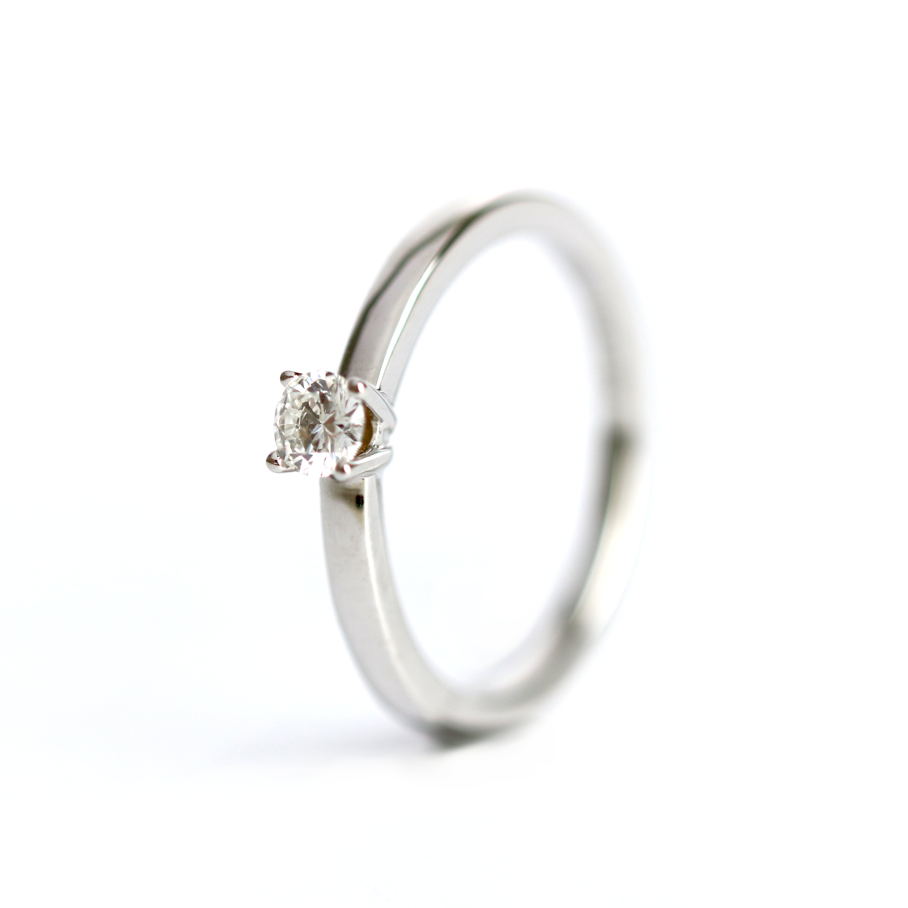 WILHELM MÜLLER - Ring in Weißgold mit Brillant 0,25 ct - Juwelier Donkel