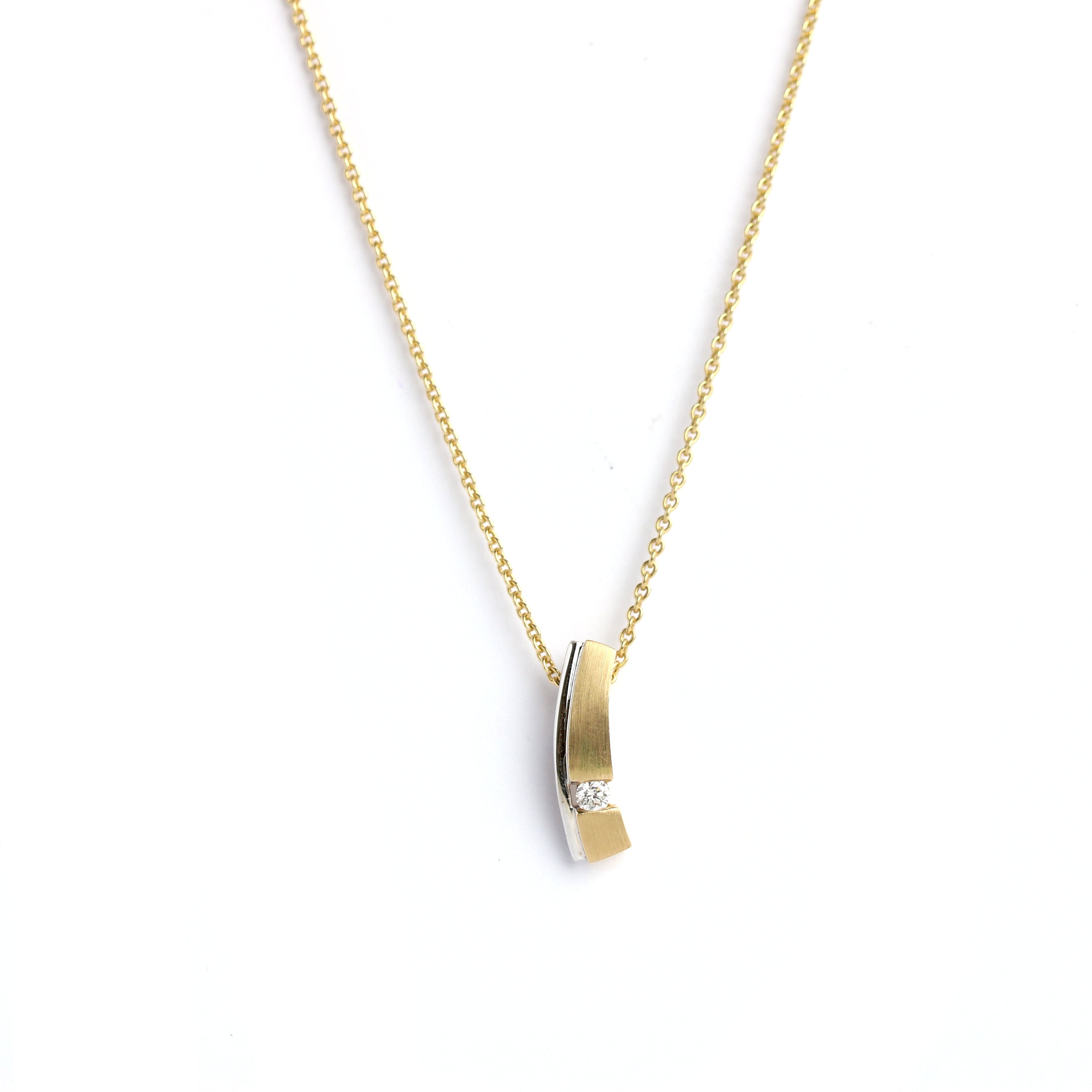 WILHELM MÜLLER - Halskette in Bicolor Gold mit Brillant Anhänger - Juwelier Donkel