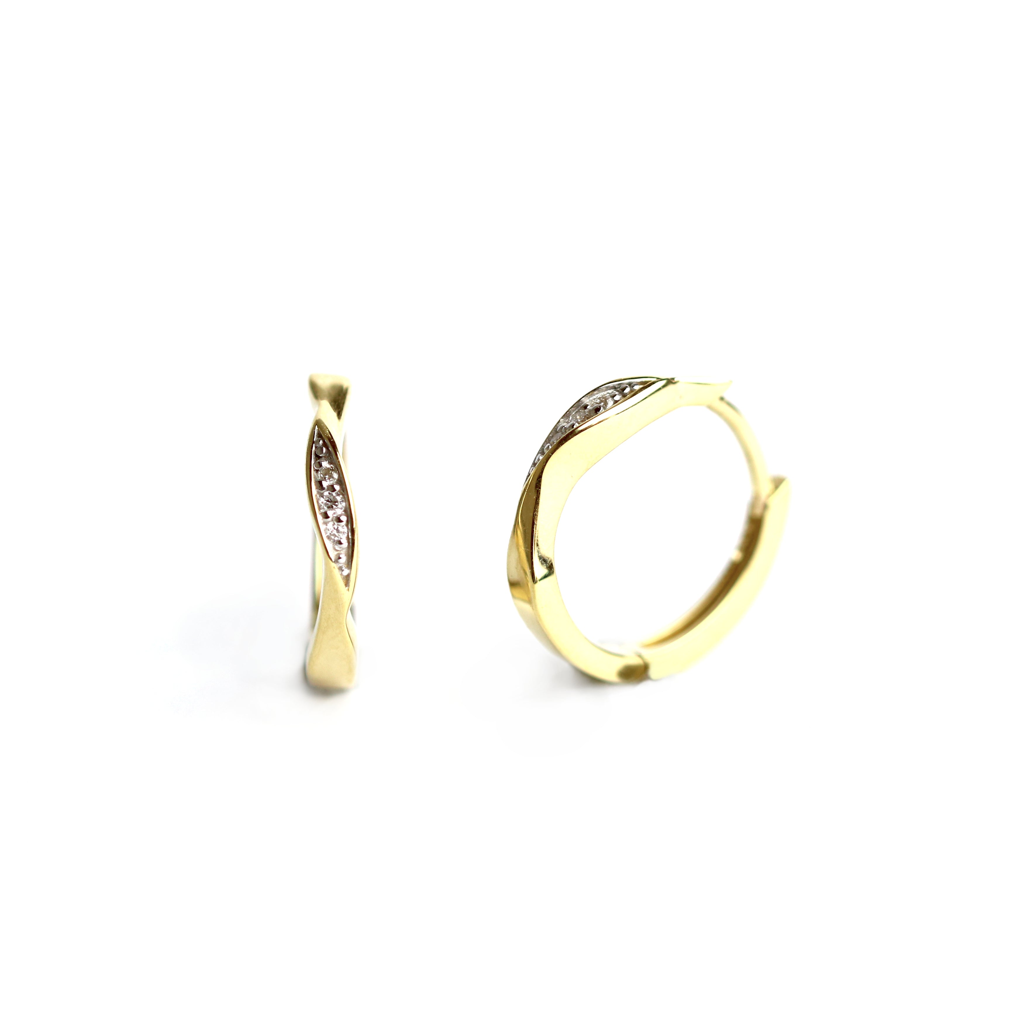 WILHELM MÜLLER - Creolen in Gold mit Brillanten - Juwelier Donkel