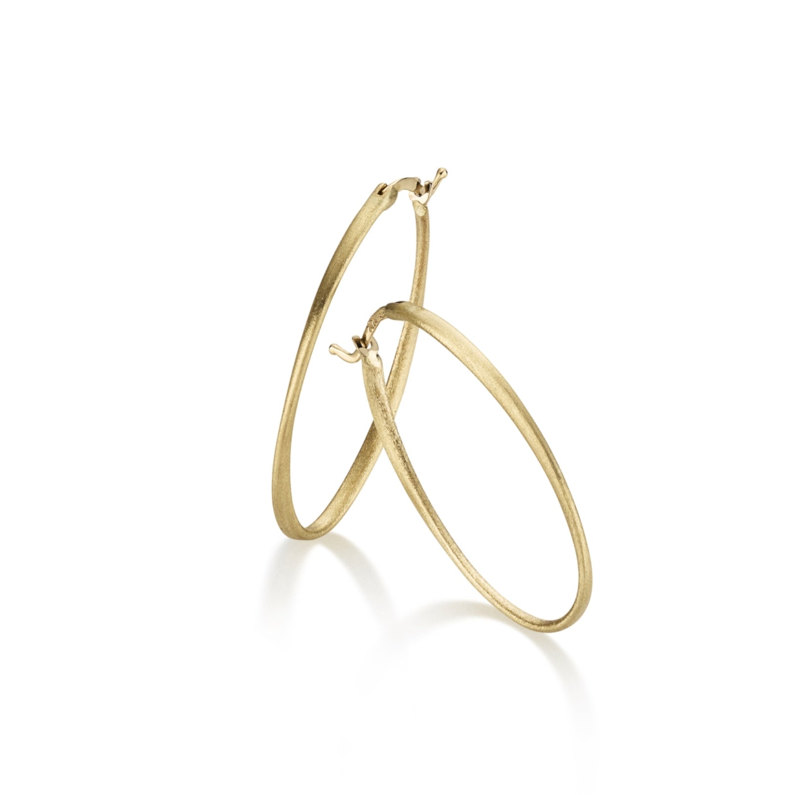 WILHELM MÜLLER - Creolen in Gold Oval eismatt - Juwelier Donkel