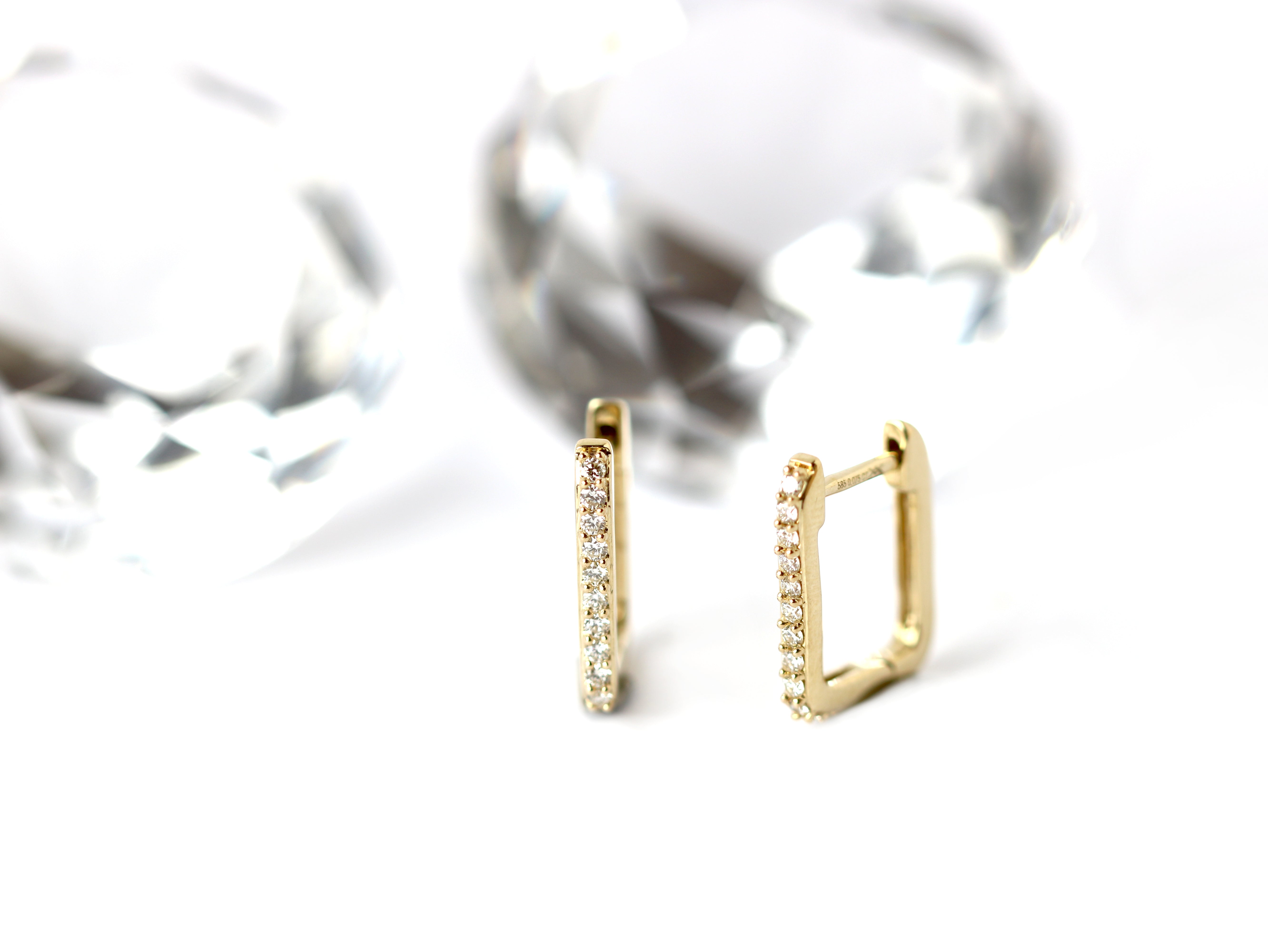 WILHELM MÜLLER - Creolen rechteckig in Gold mit Brillanten - Juwelier Donkel