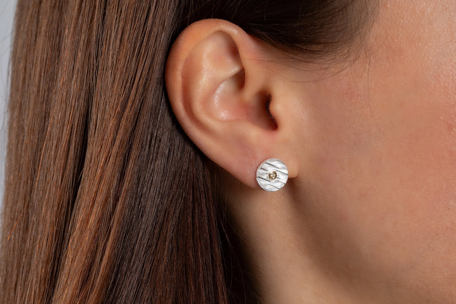 BASTIAN INVERUN - Ohrstecker Diamond Silver Wave - Juwelier Donkel