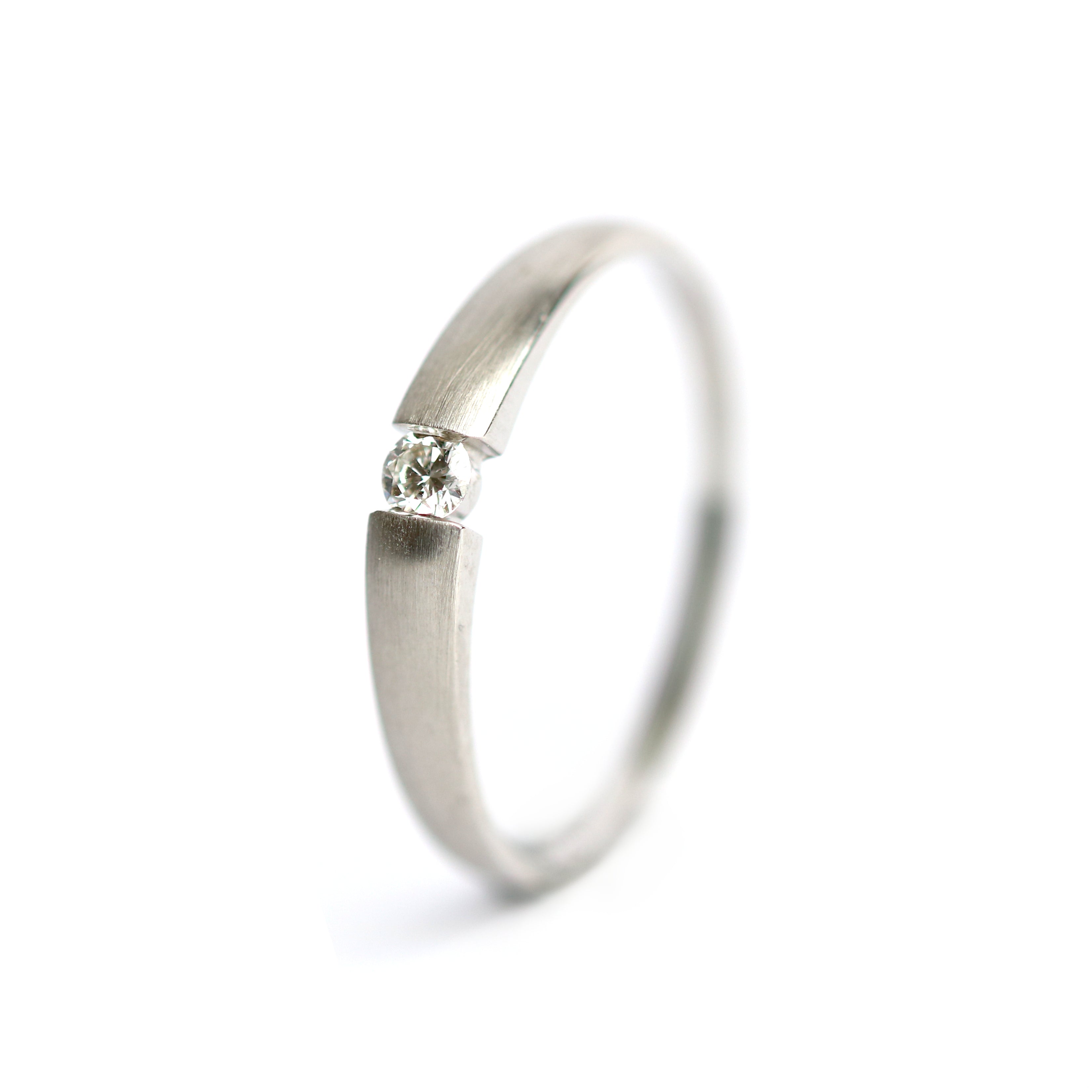 WILHELM MÜLLER - Ring in Weißgold mit Brillant 0,06 ct - Juwelier Donkel