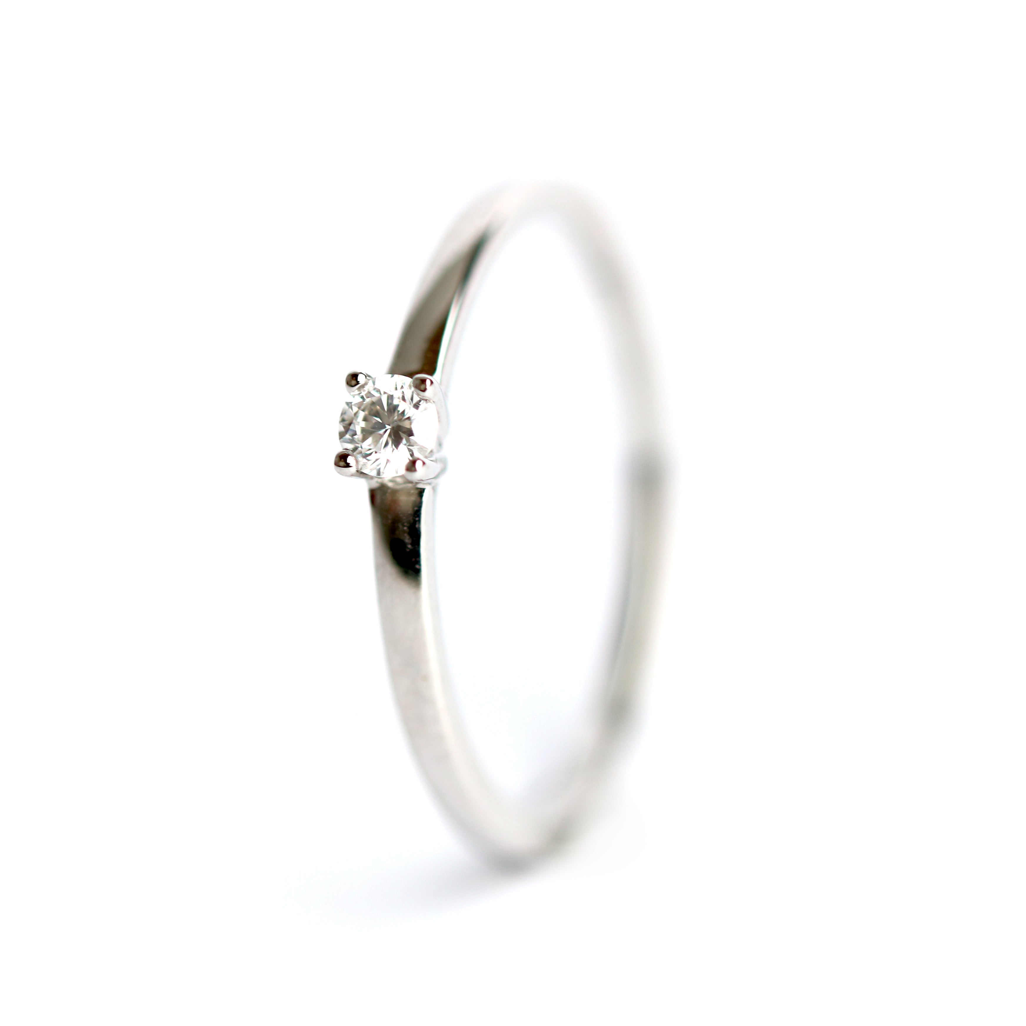 WILHELM MÜLLER - Ring in Weißgold mit Brillant 0,10 ct - Juwelier Donkel