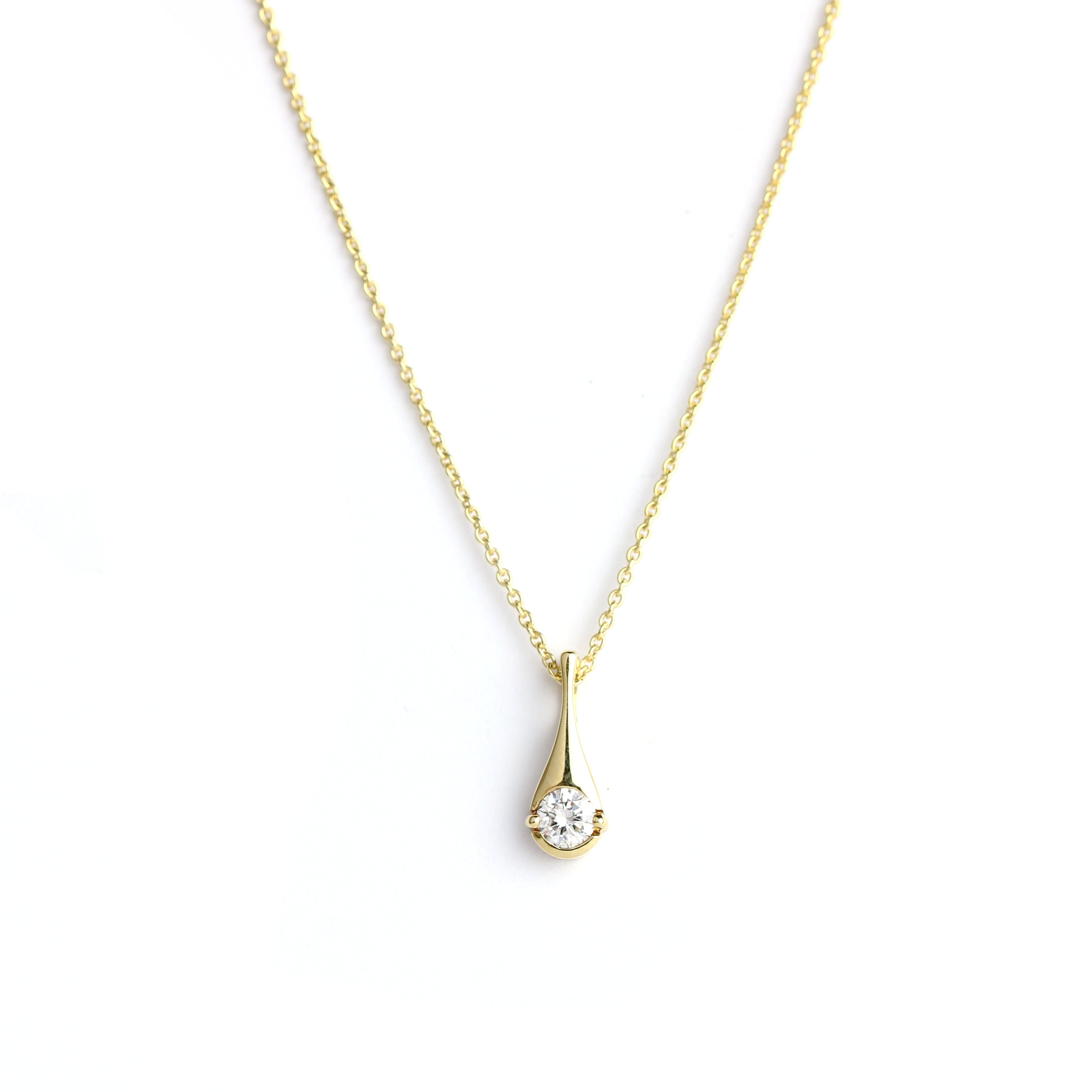 WILHELM MÜLLER - Anhänger in Gold mit Brillant - Juwelier Donkel