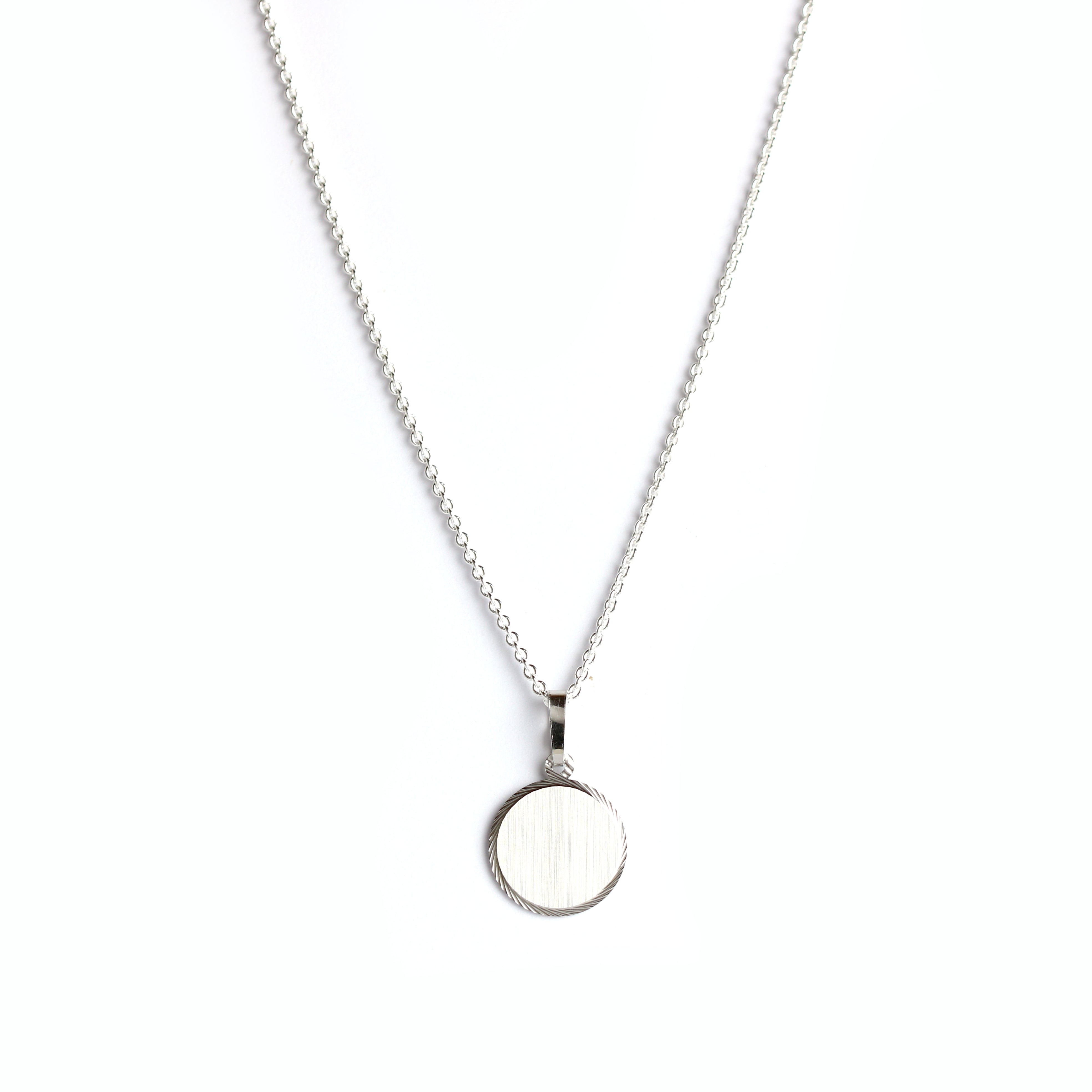 Anhänger Gravurplatte in Silber mattiert - Juwelier Donkel