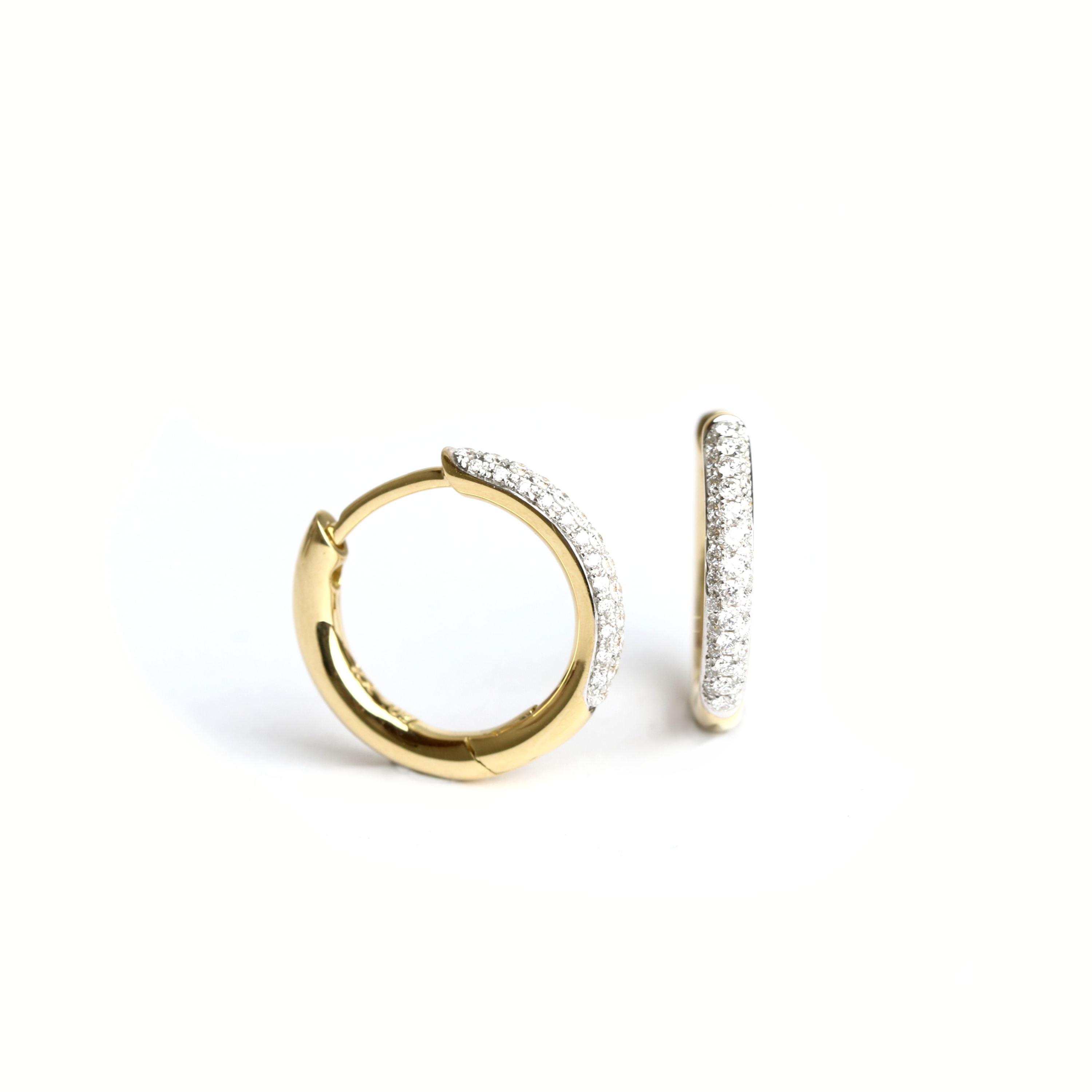 WILHELM MÜLLER - Creolen in Gold mit Brillanten - Juwelier Donkel