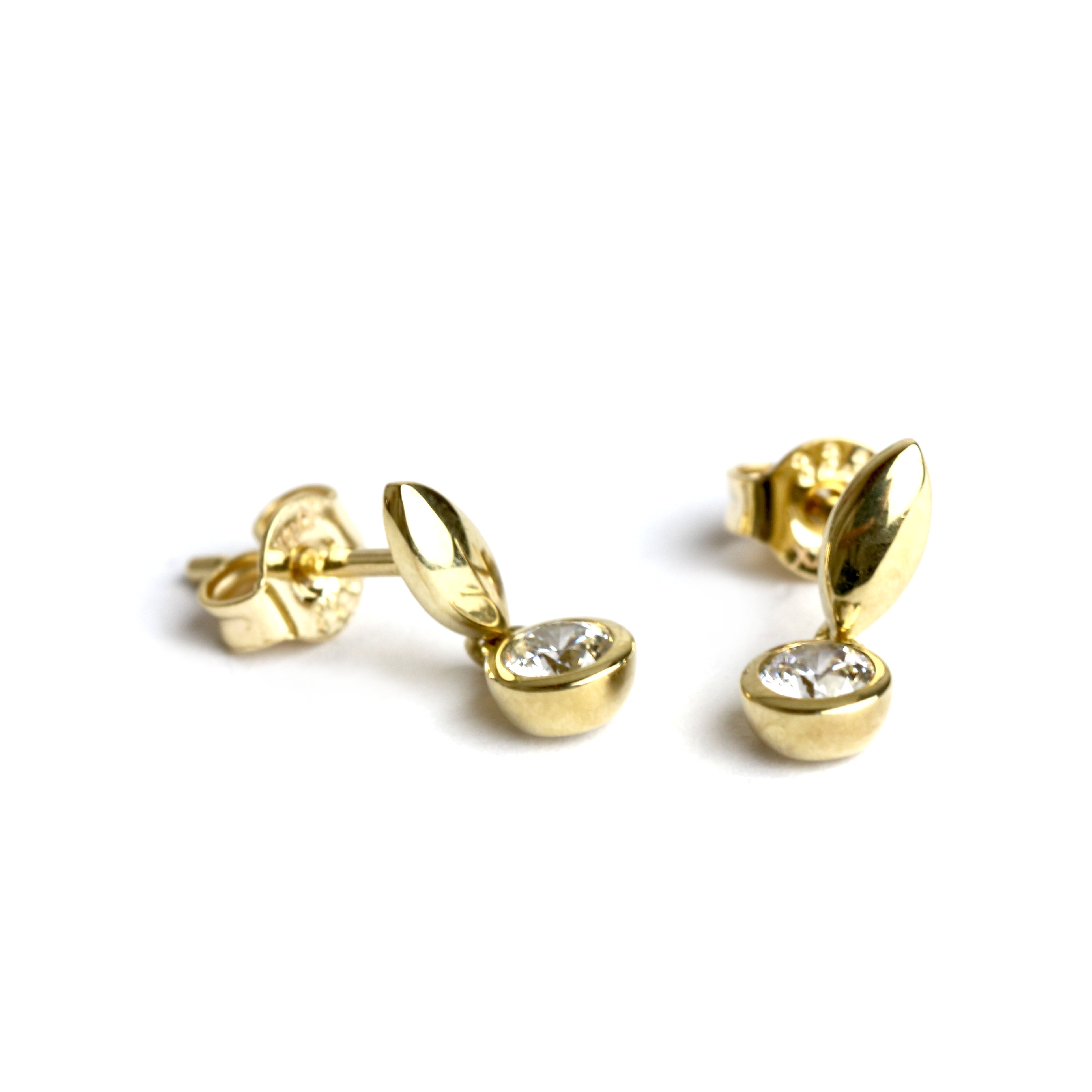 WILHELM MÜLLER - Ohrstecker in Gold mit Hängenden Zirkonia - Juwelier Donkel