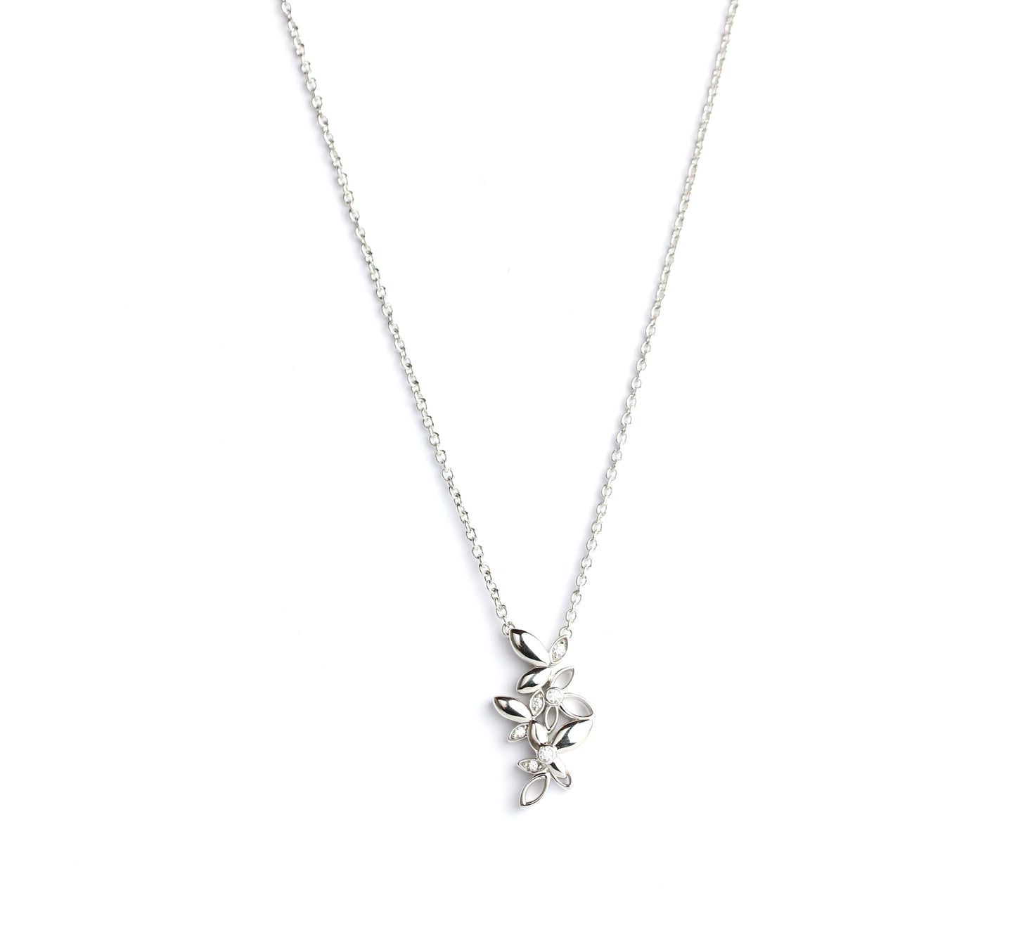 WILHELM MÜLLER - Halskette in Silber mit Blüten und Zirkonia