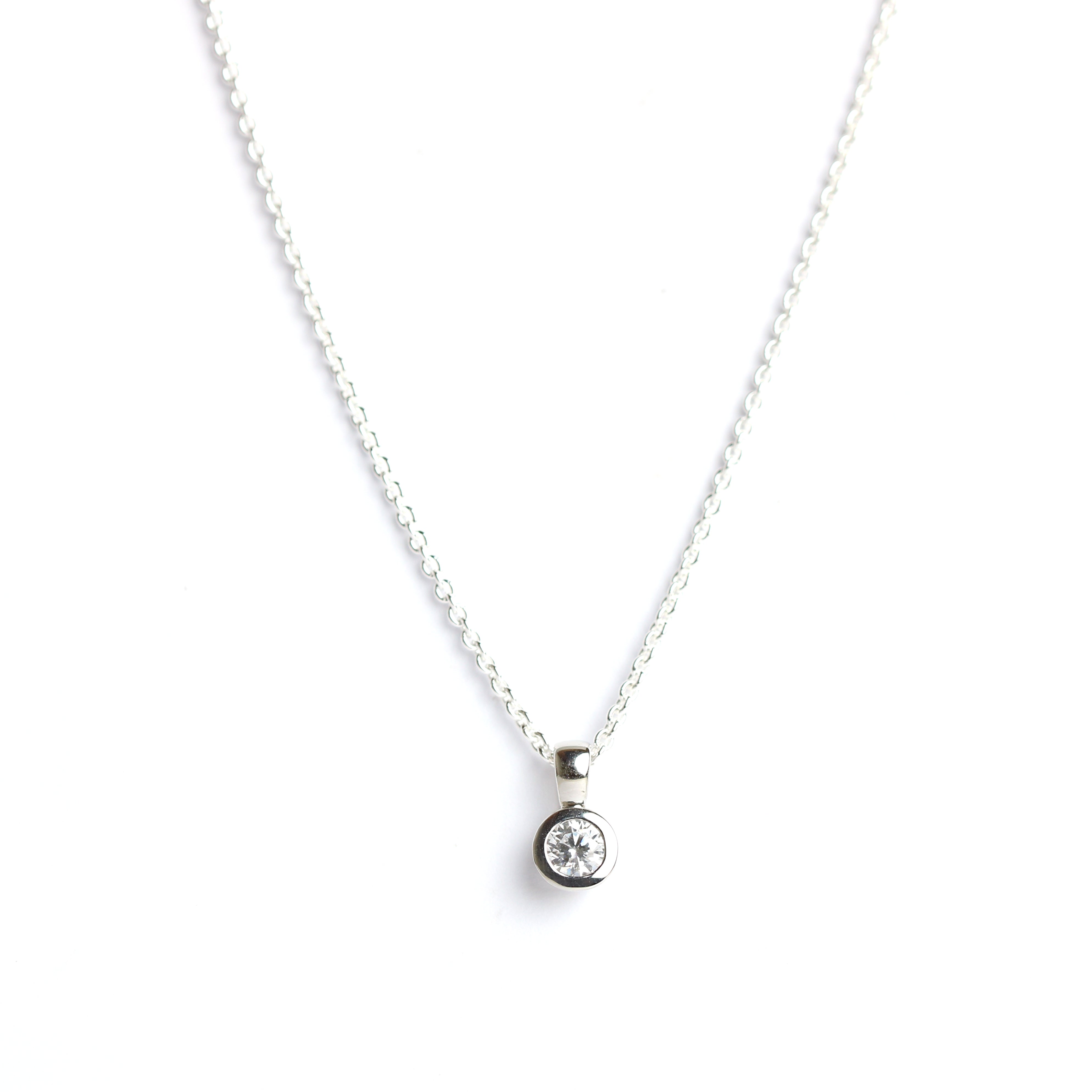 Anhänger in Silber mit Zirkonia - Juwelier Donkel