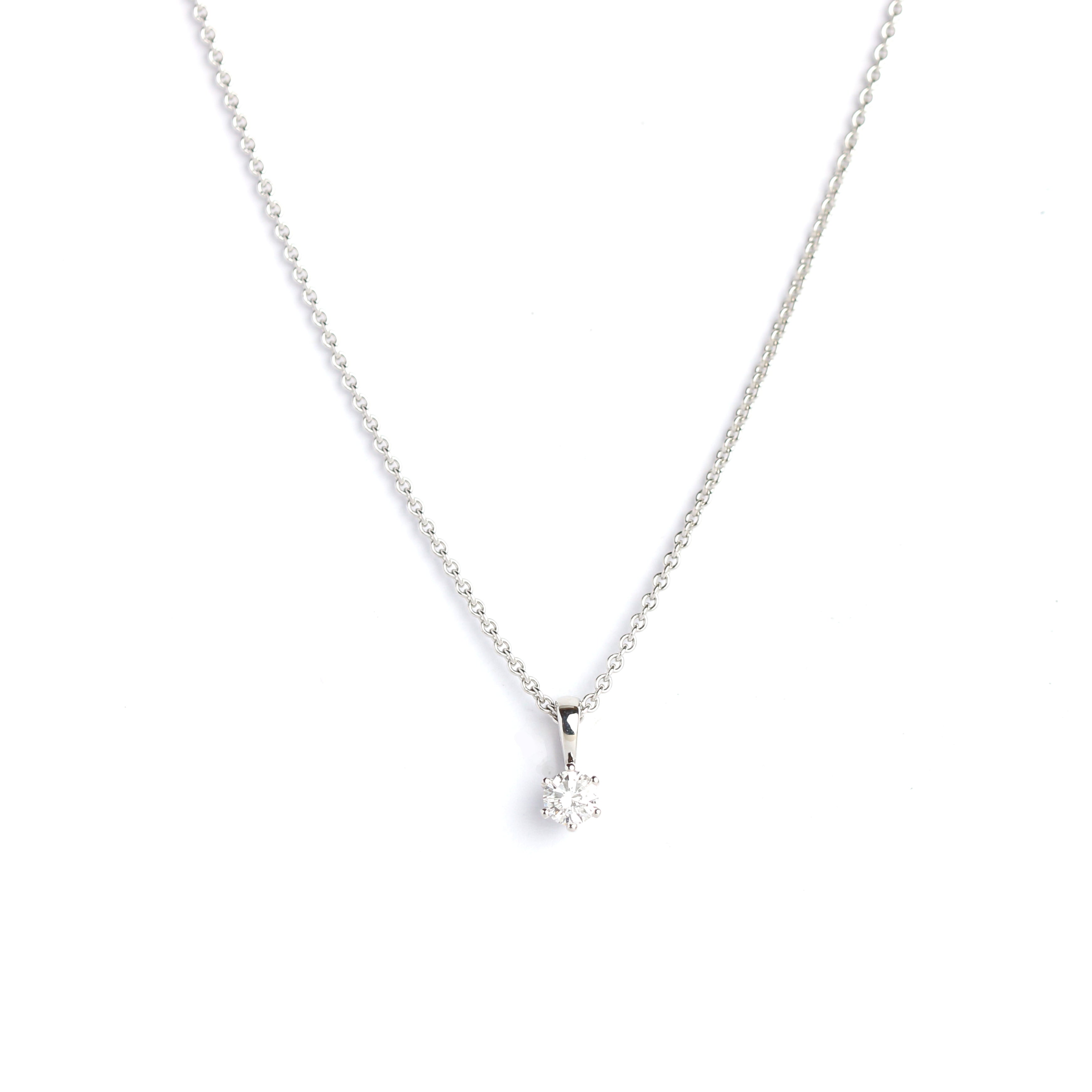 WILHELM MÜLLER - Anhänger in Weißgold mit Brillant - Juwelier Donkel