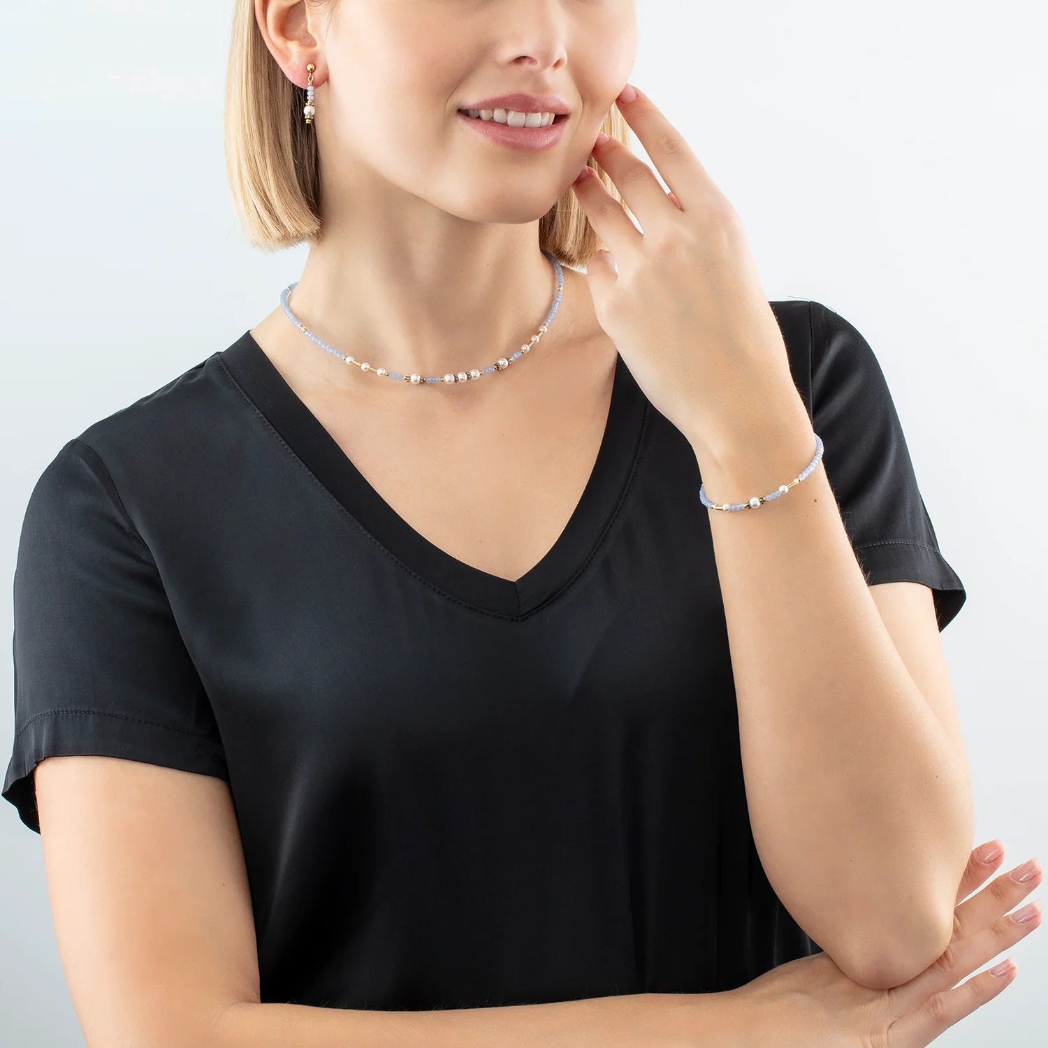 CEOUR DE LION - Armkette Little Twinkle Pearl Mix hellblau Edelstahl vergoldet - Juwelier Donkel