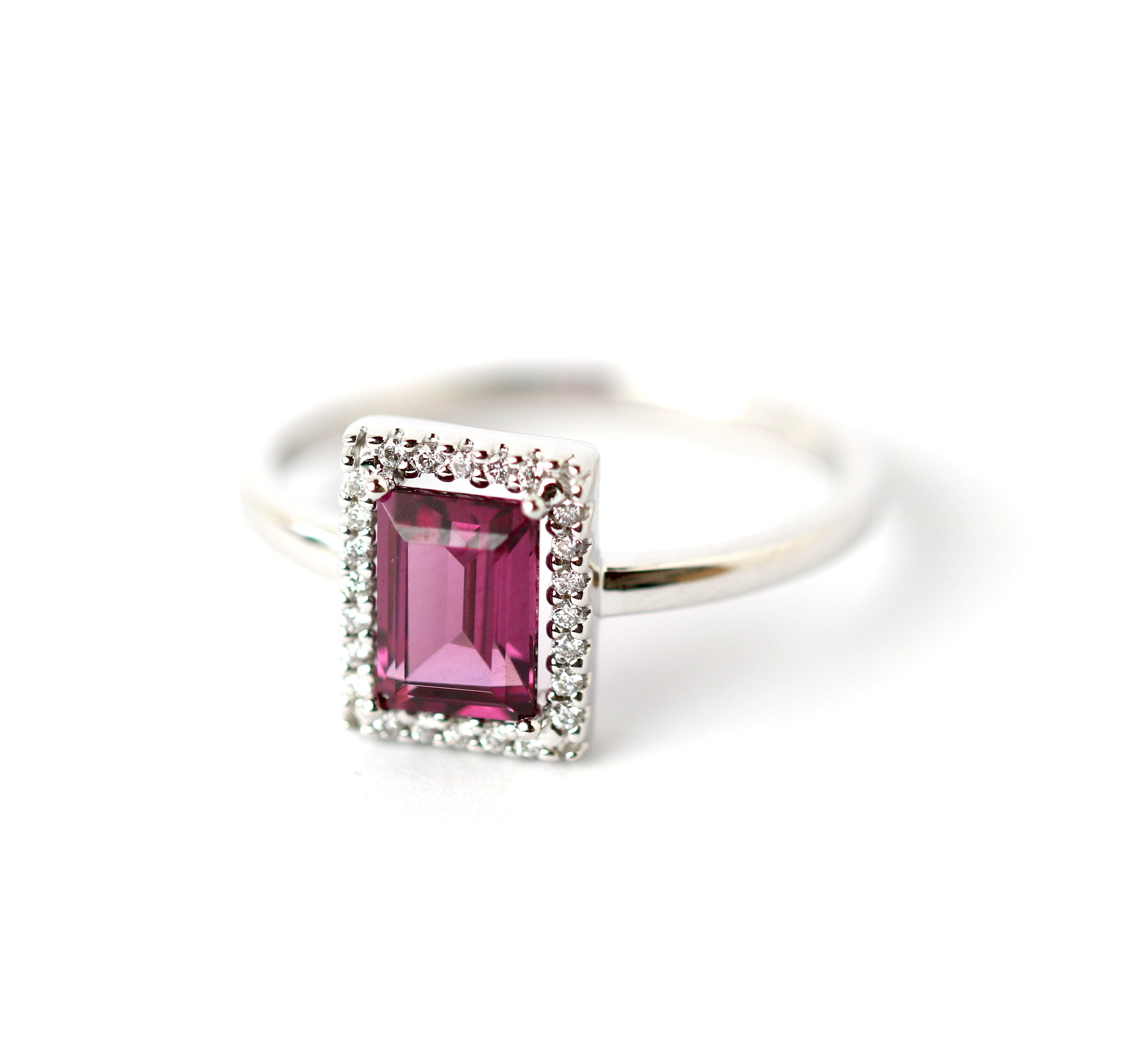 WILHELM MÜLLER - Ring in Weißgold mit pinkem Rhodolith und Brillanten - Juwelier Donkel