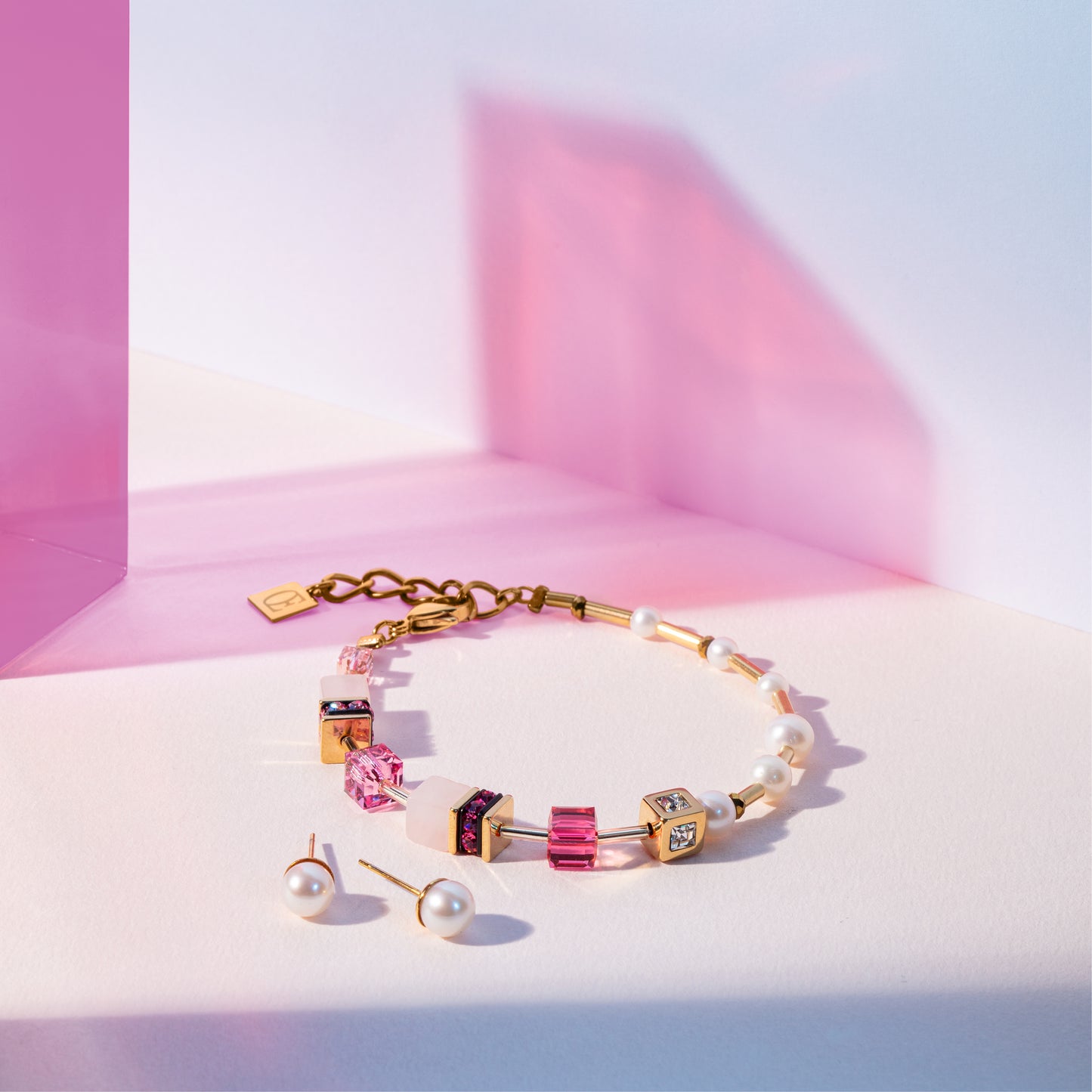 COEUR DE LION - Armkette GeoCUBE® Fusion Precious Pearl Mix pink in Edelstahl Gold