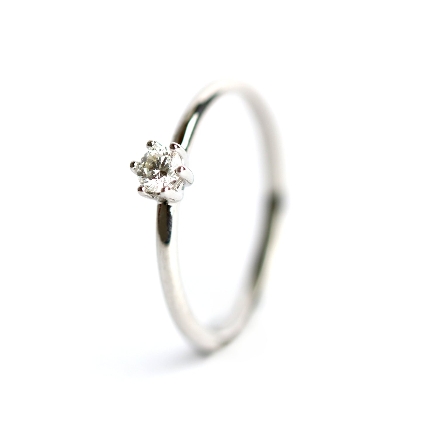 BEDRA- Verlobungsring in Weißgold mit Brillant 0,15 ct
