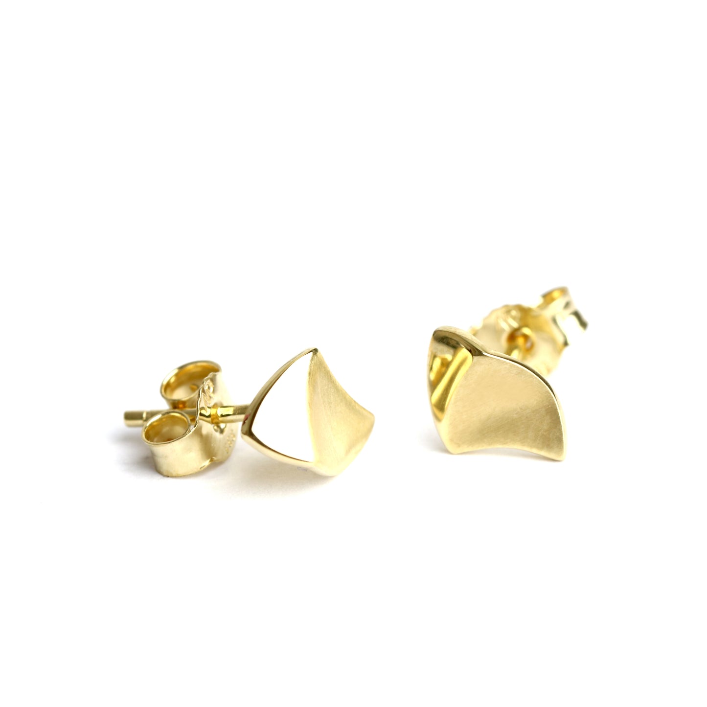 WILHELM MÜLLER - Ohrstecker in Gold teilweise mattiert