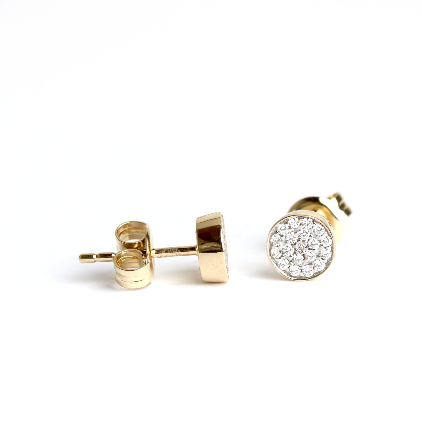 WILHELM MÜLLER - Ohrstecker in Gold mit Brillanten